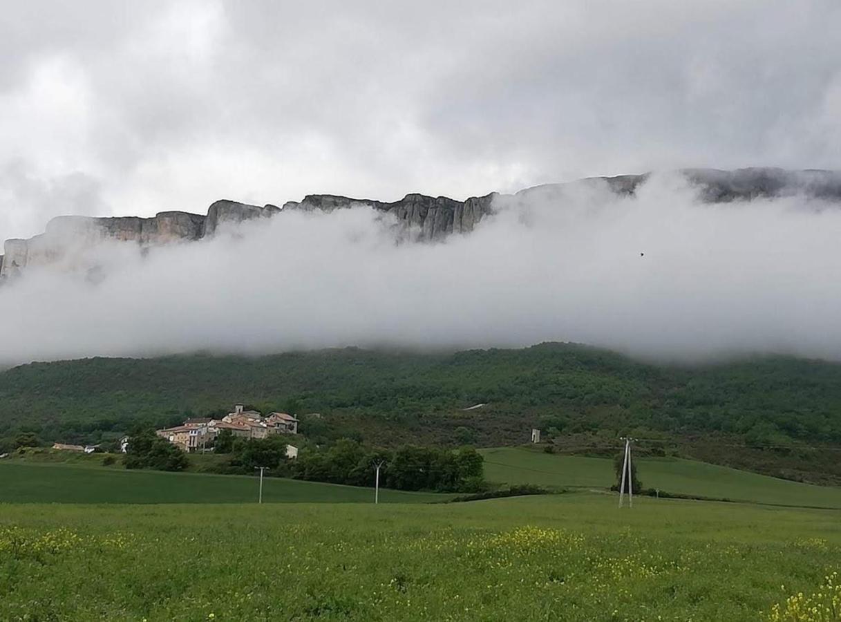 Casa Sartzaleta-Navarra-Espana Aramendia ภายนอก รูปภาพ
